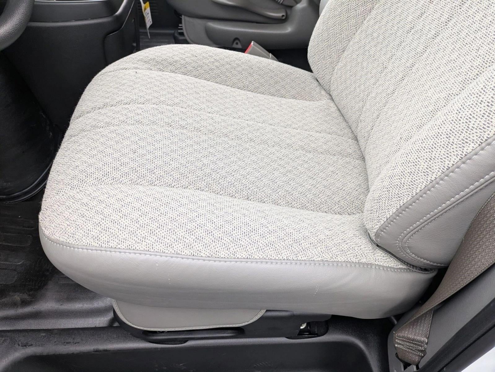 2025 Chevrolet Express Cargo 2500 Base