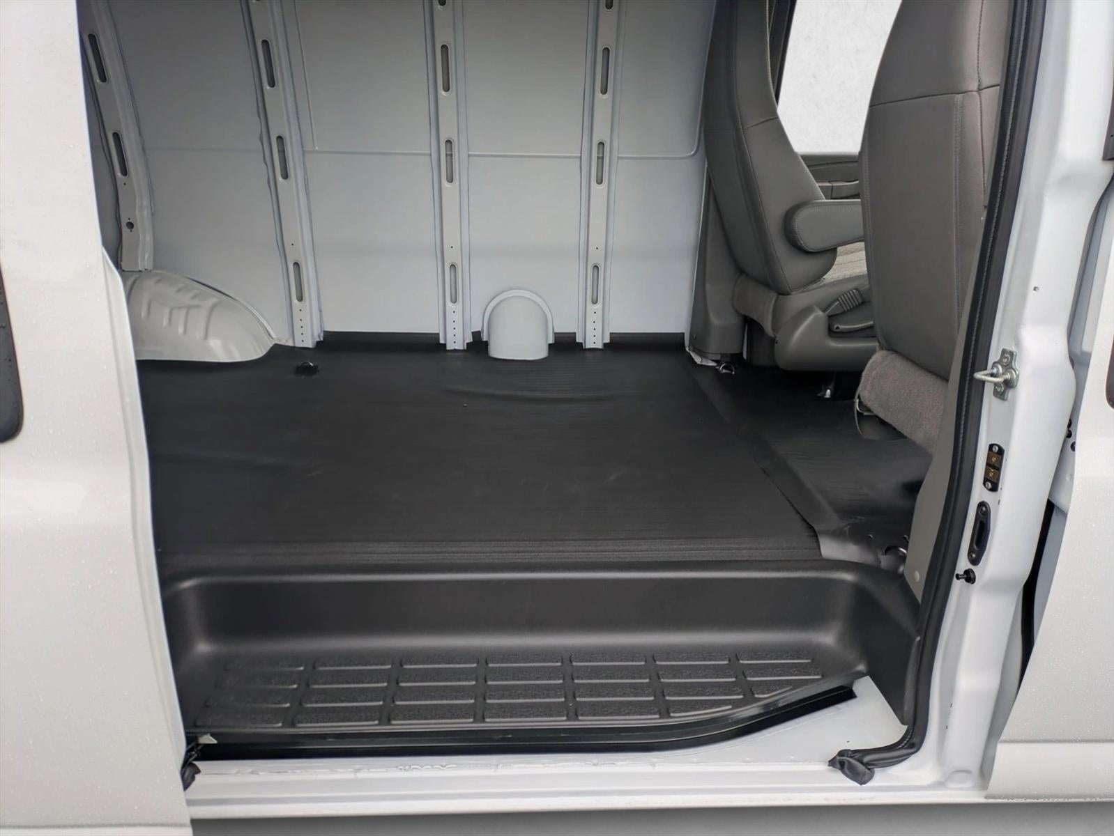 2025 Chevrolet Express Cargo 2500 Base