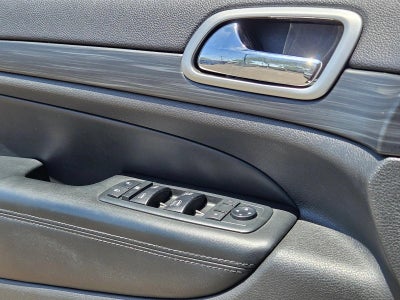 2019 Jeep Grand Cherokee Laredo E 4x2