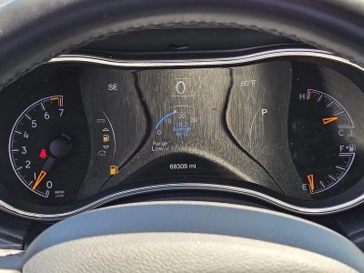 2019 Jeep Grand Cherokee Laredo E 4x2
