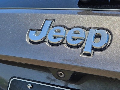 2019 Jeep Grand Cherokee Laredo E 4x2