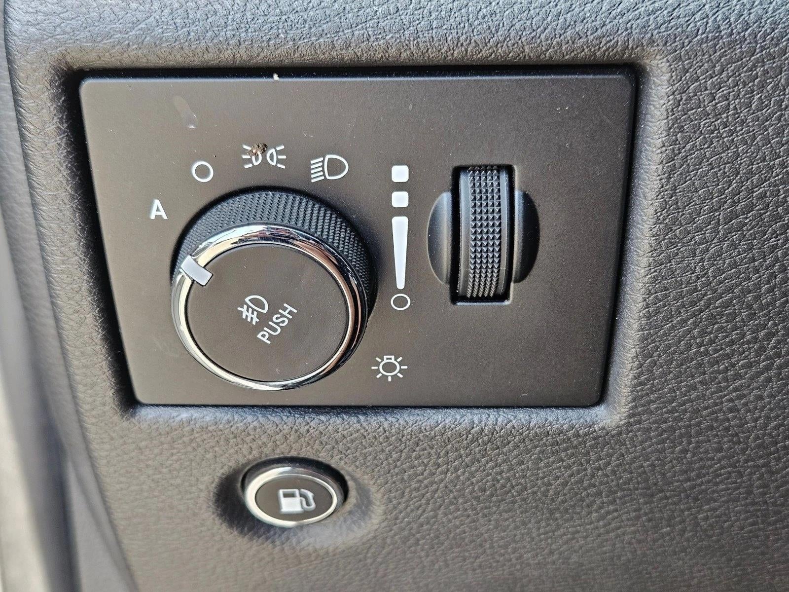 2019 Jeep Grand Cherokee Laredo E 4x2