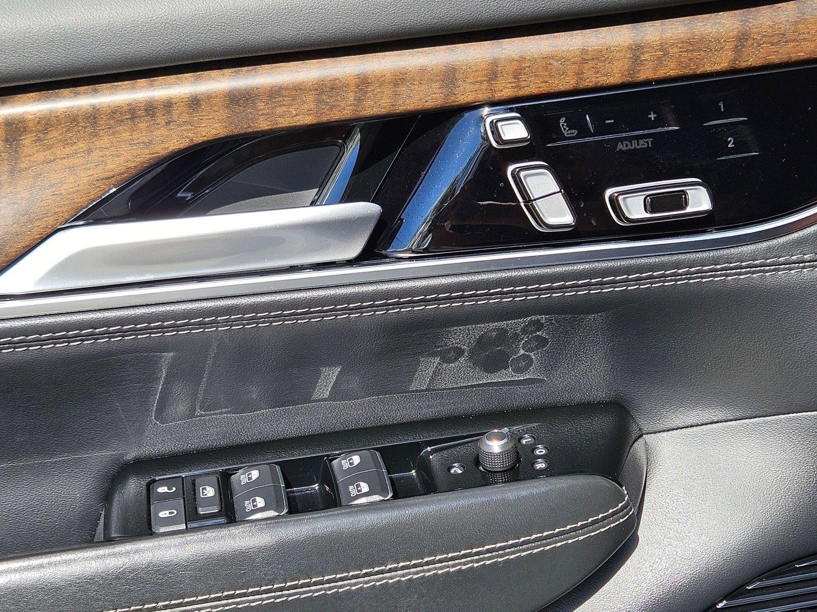 2023 Jeep Grand Wagoneer L Base
