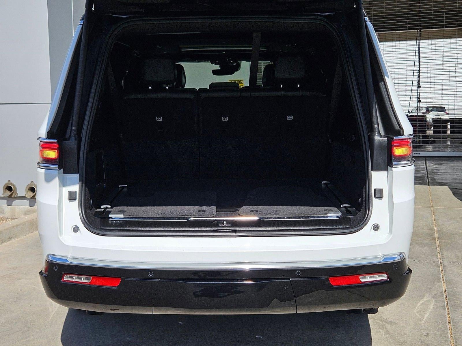 2023 Jeep Grand Wagoneer L Base