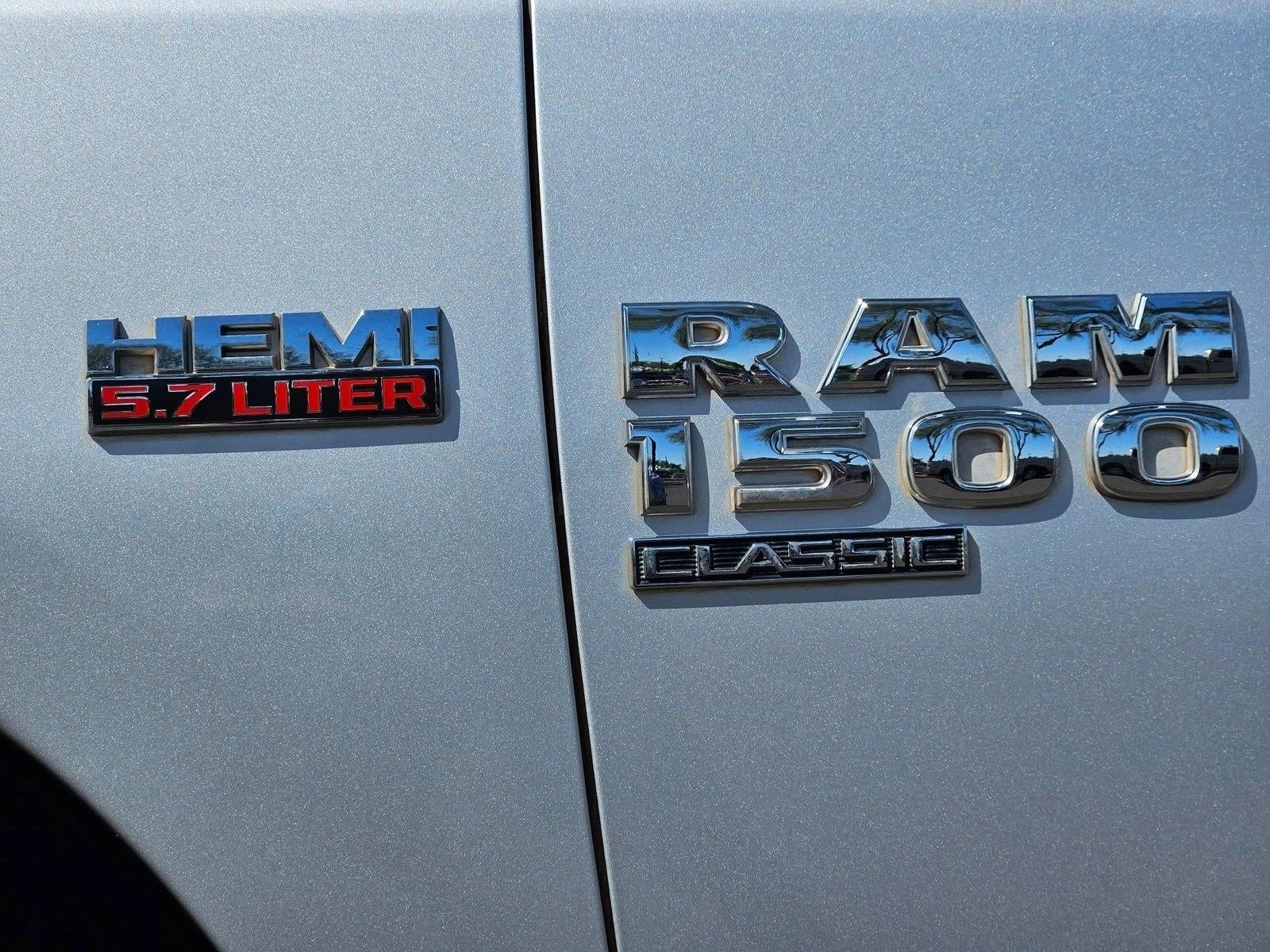 2019 RAM 1500 Classic SLT Crew Cab 4x4 5'7" Box