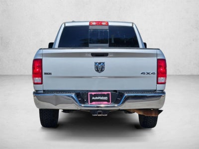 2019 RAM 1500 Classic SLT Crew Cab 4x4 5'7" Box