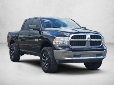 2019 RAM 1500 Classic SLT Crew Cab 4x4 5'7" Box
