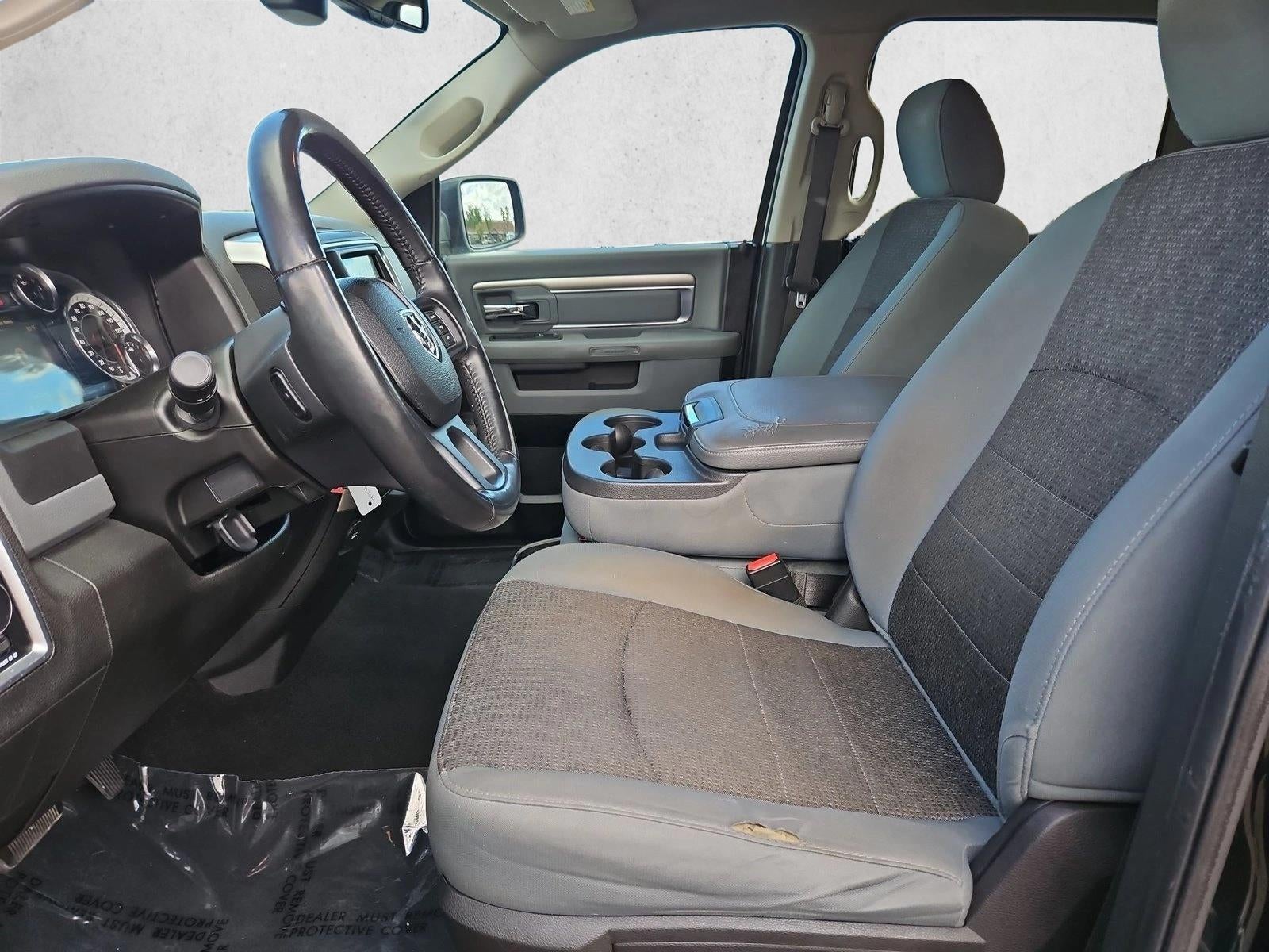 2019 RAM 1500 Classic SLT Crew Cab 4x4 5'7" Box