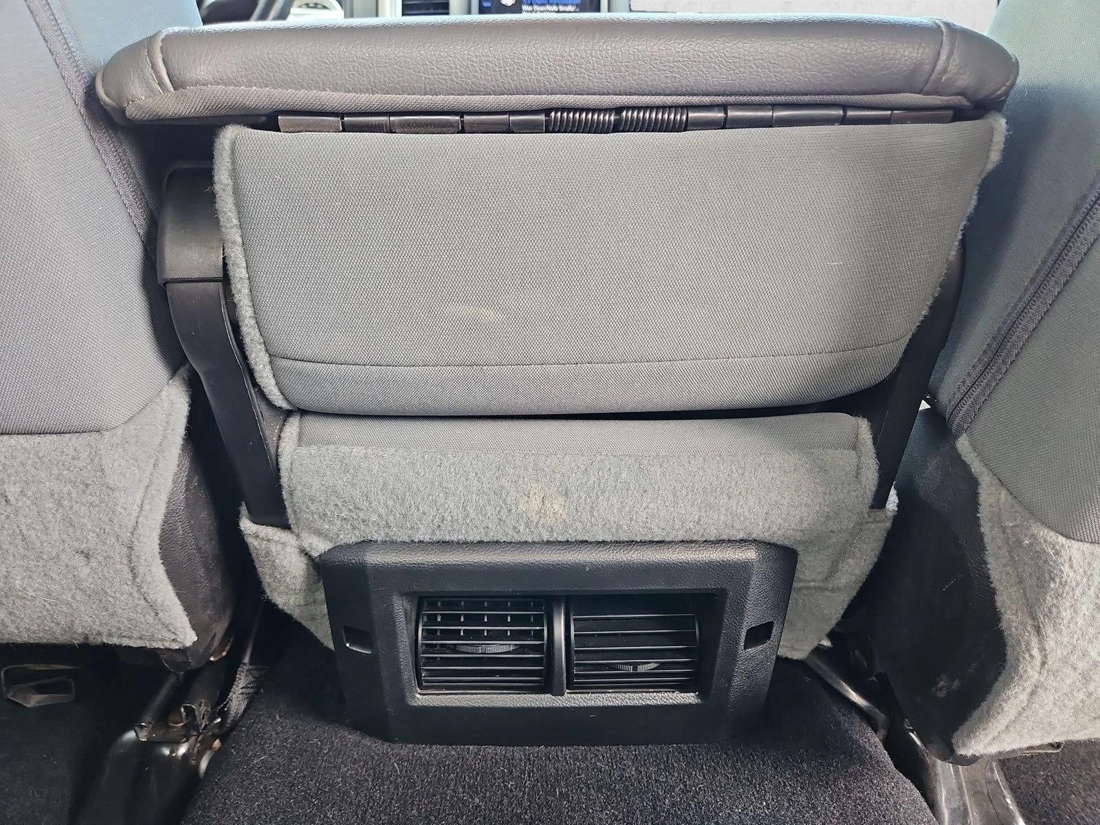 2019 RAM 1500 Classic SLT Crew Cab 4x4 5'7" Box