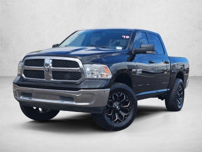 2019 RAM 1500 Classic SLT Crew Cab 4x4 5'7" Box