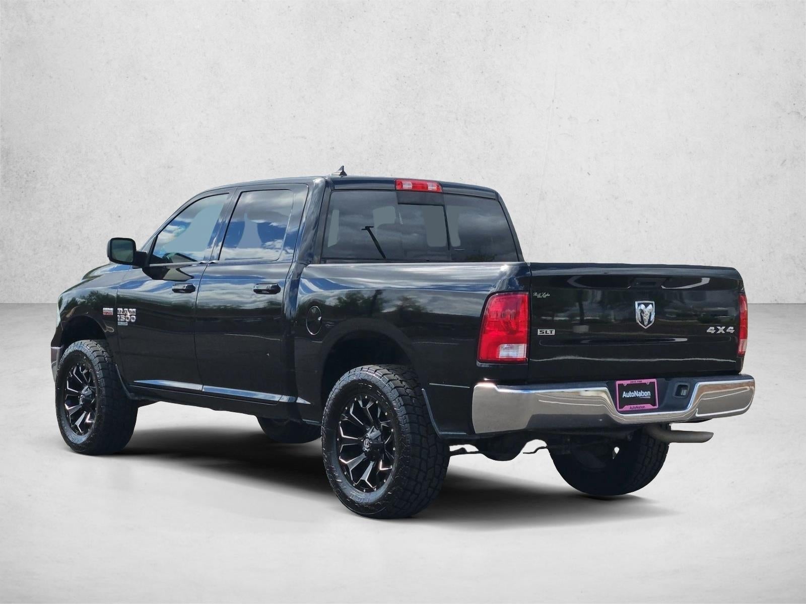 2019 RAM 1500 Classic SLT Crew Cab 4x4 5'7" Box