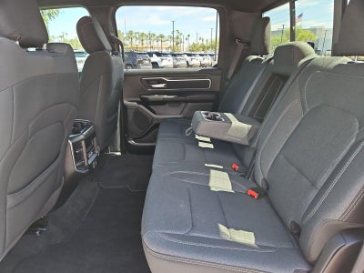 2020 RAM 1500 Big Horn Crew Cab 4x4 5'7" Box