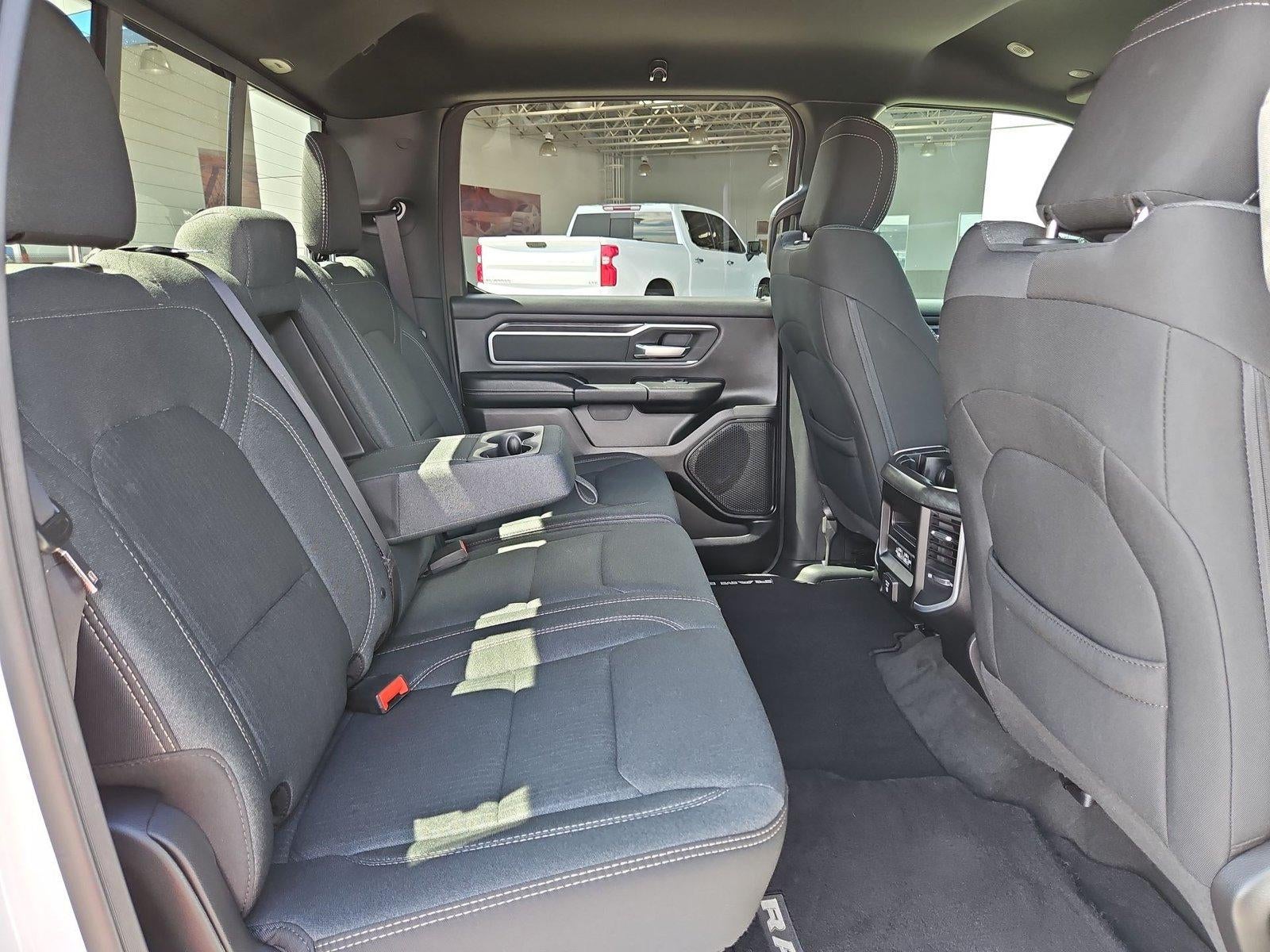 2020 RAM 1500 Big Horn Crew Cab 4x4 5'7" Box