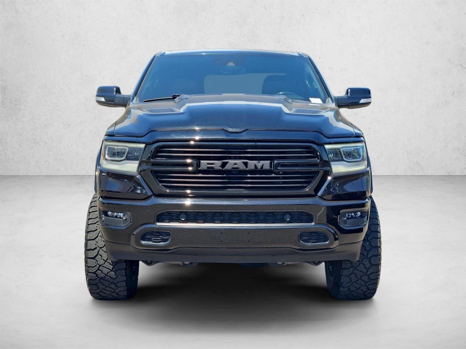 2022 RAM 1500 Laramie Crew Cab 4x4 5'7" Box