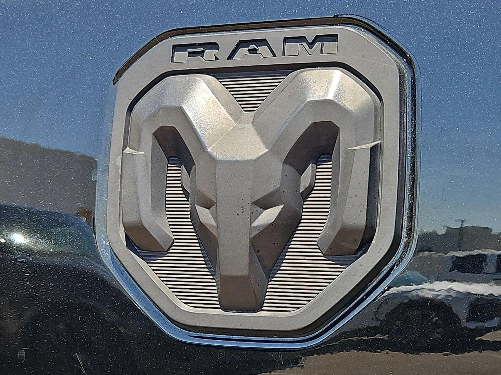 2022 RAM 1500 Laramie Crew Cab 4x4 5'7" Box