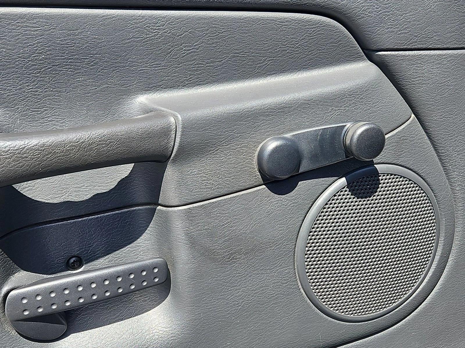 2004 Dodge Ram 1500 ST
