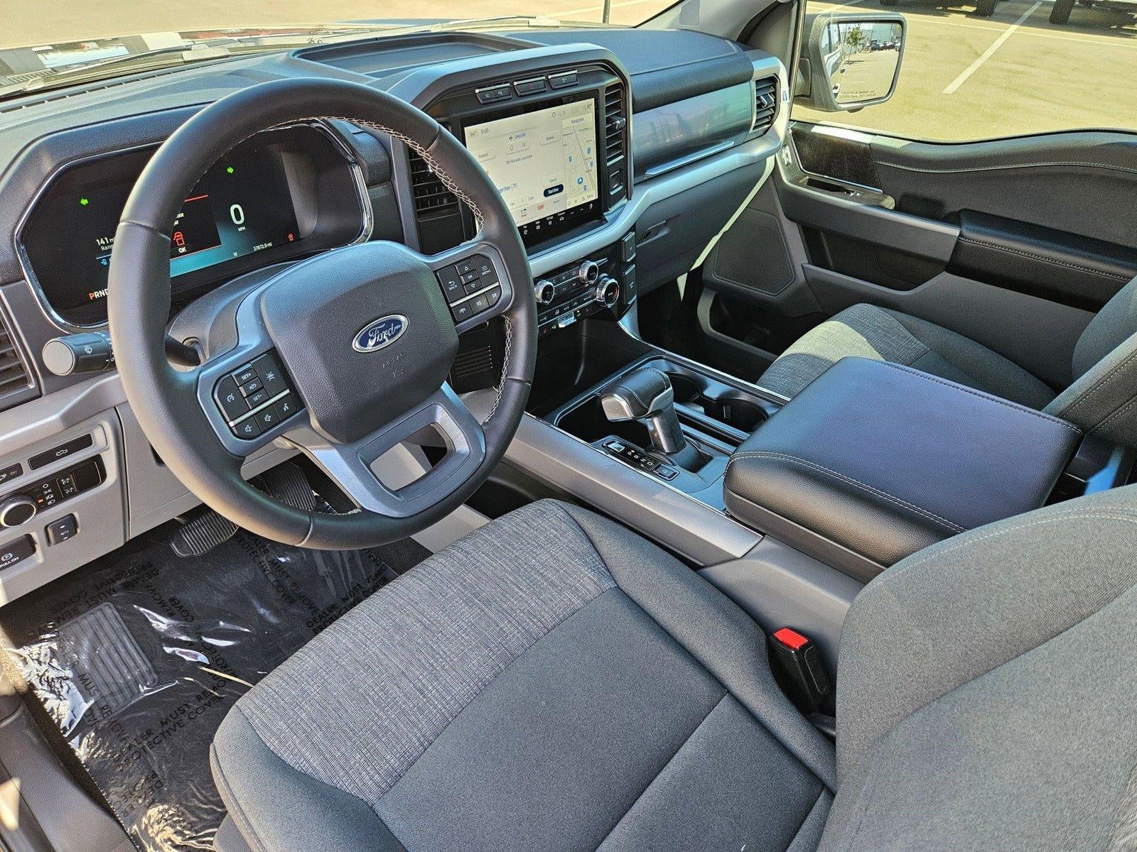 2023 Ford F-150 Lightning XLT
