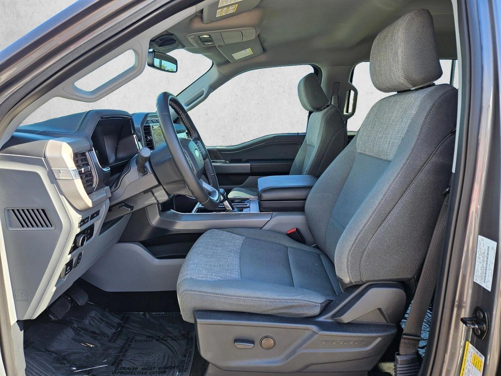 2023 Ford F-150 Lightning XLT