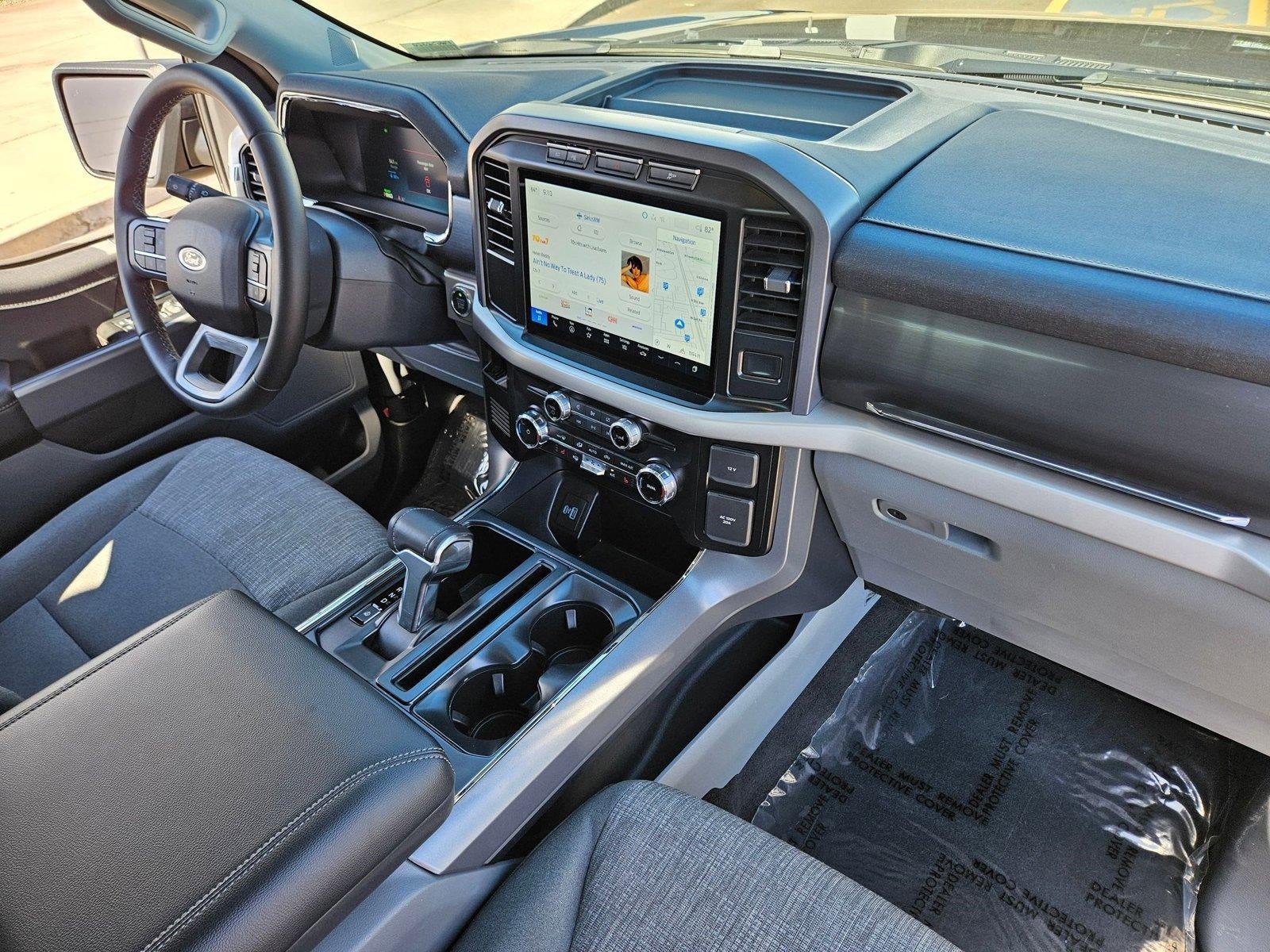 2023 Ford F-150 Lightning XLT