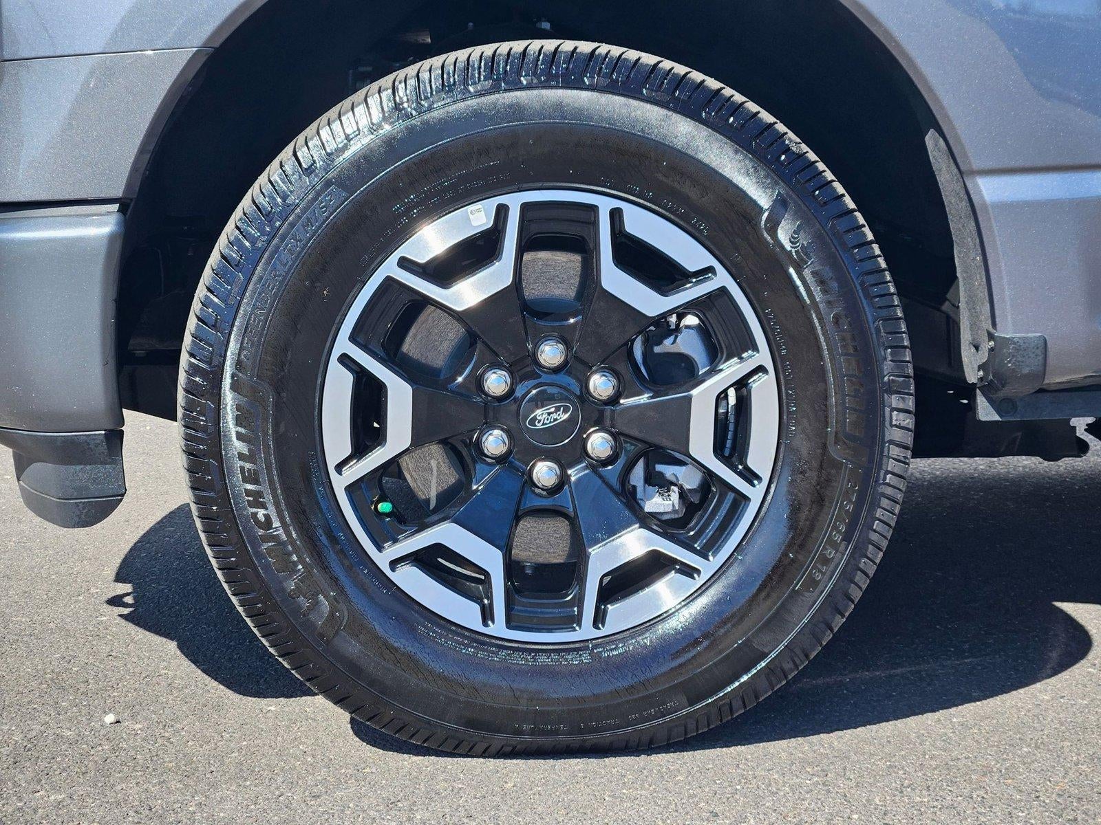 2023 Ford F-150 Lightning XLT