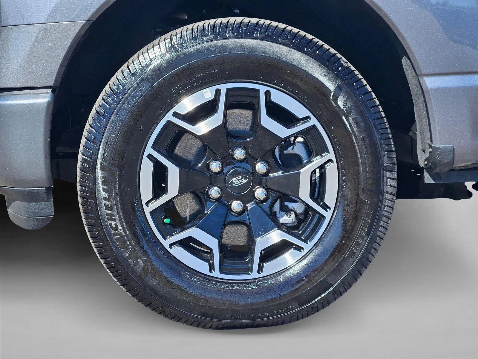 2023 Ford F-150 Lightning XLT
