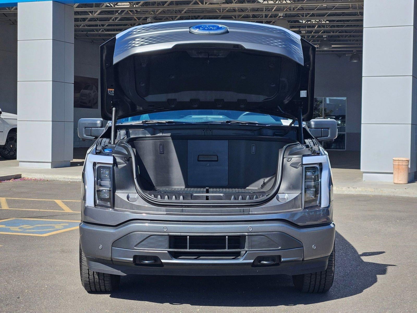2023 Ford F-150 Lightning XLT