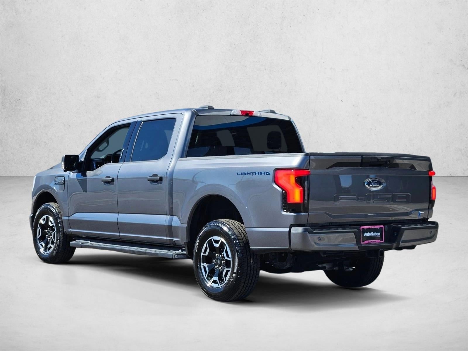 2023 Ford F-150 Lightning XLT