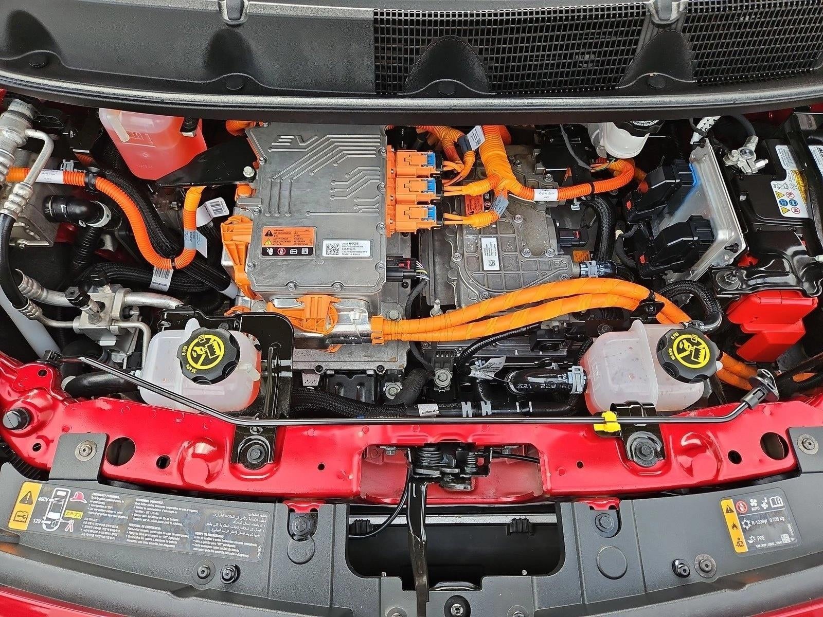 2023 Chevrolet Bolt EV 2LT - Photo 28