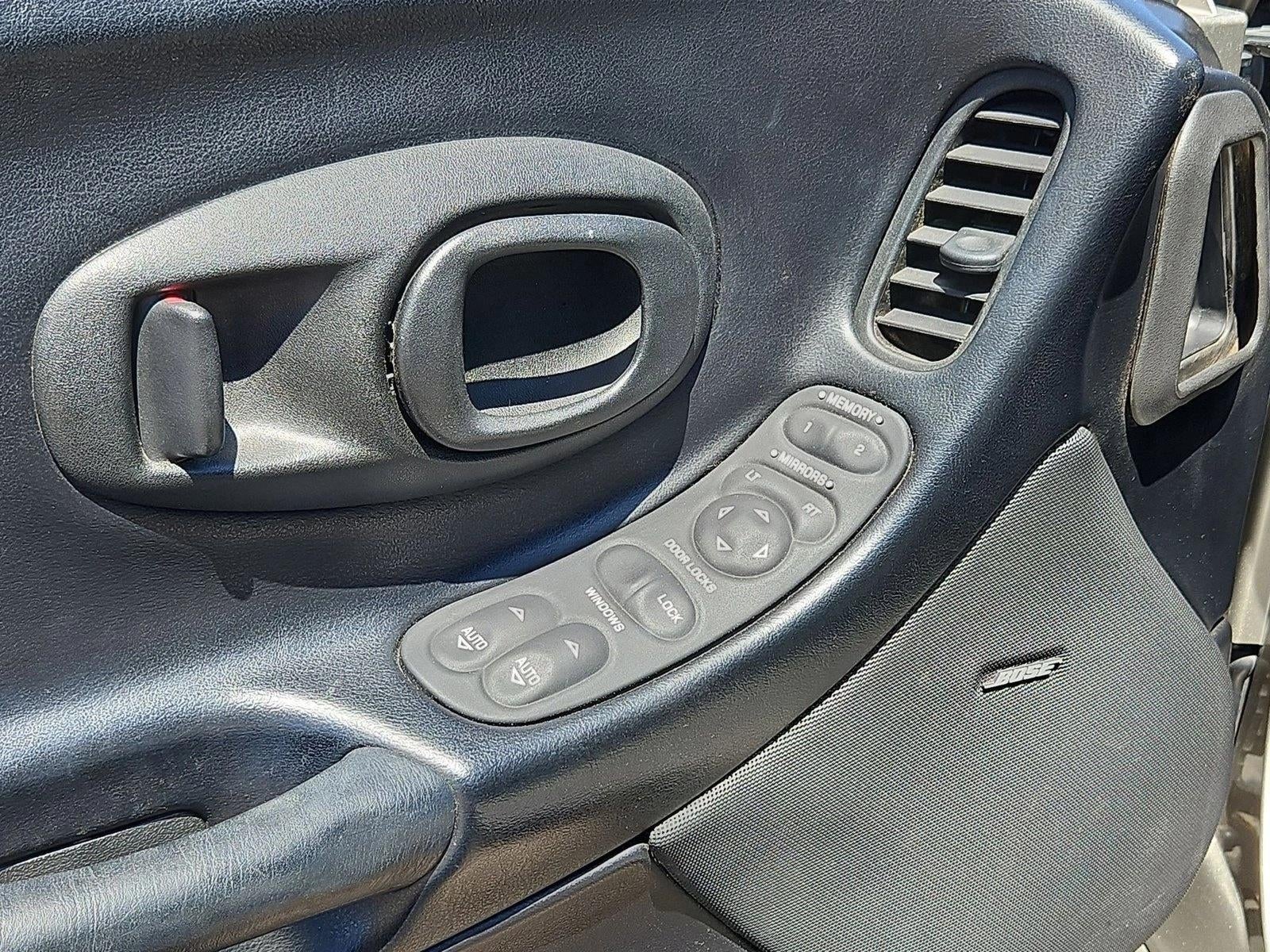 2001 Chevrolet Corvette Base
