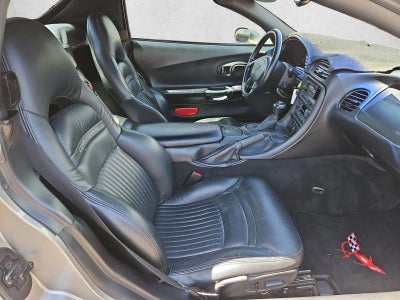 2001 Chevrolet Corvette Base