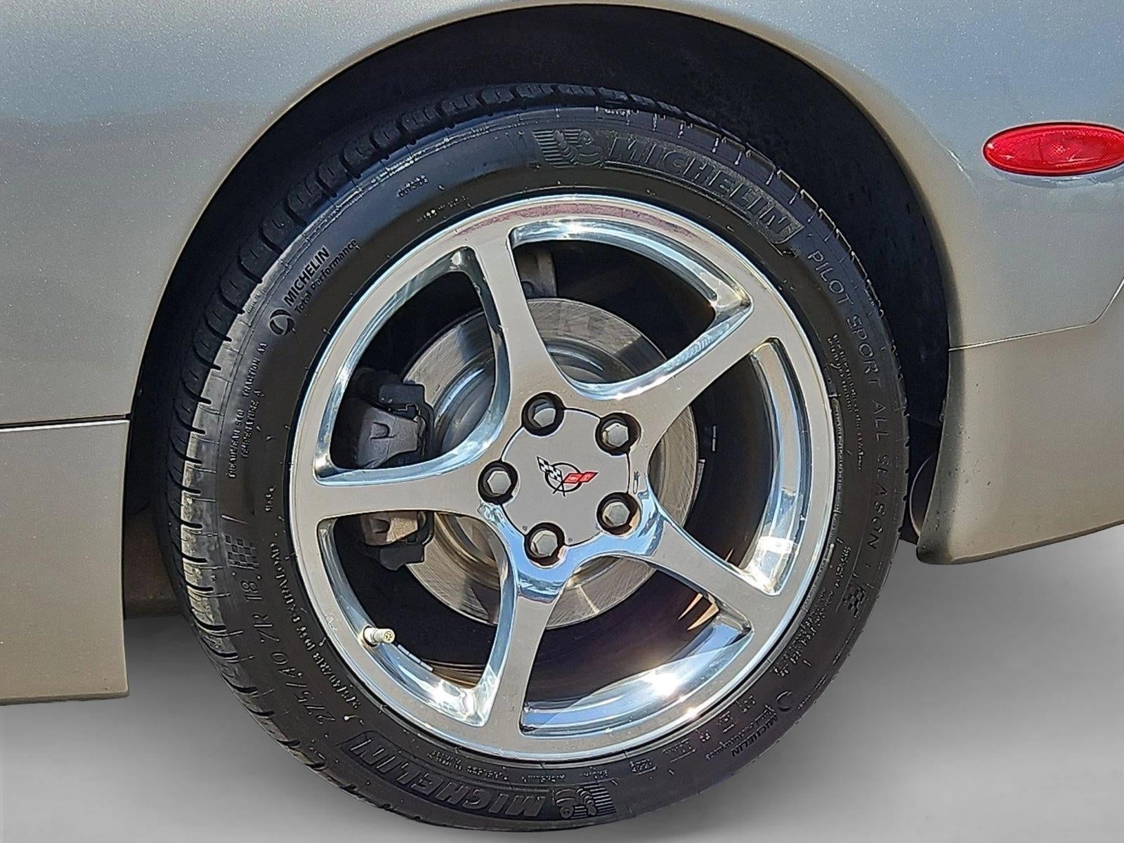 2001 Chevrolet Corvette Base
