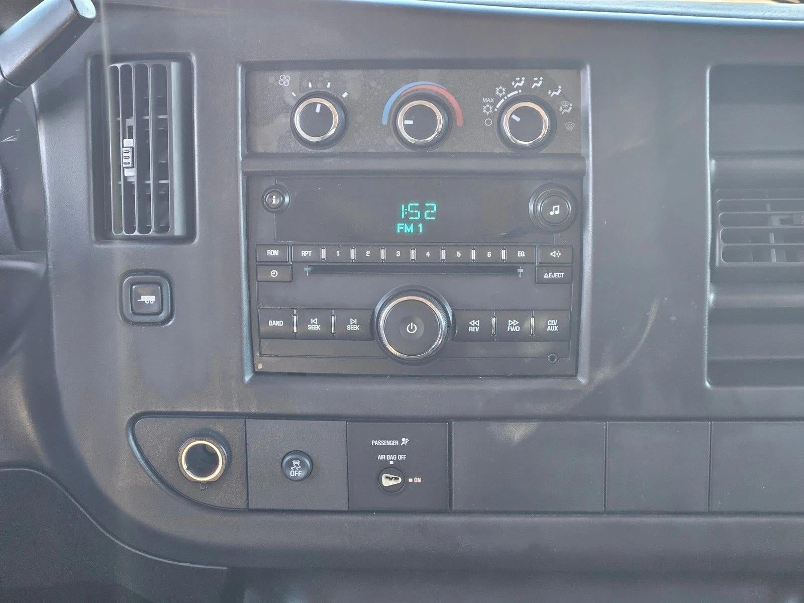 2012 Chevrolet Express Passenger 3500 1LT