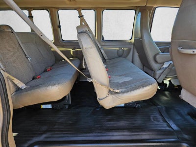 2012 Chevrolet Express Passenger 3500 1LT