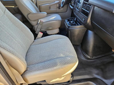 2012 Chevrolet Express Passenger 3500 1LT