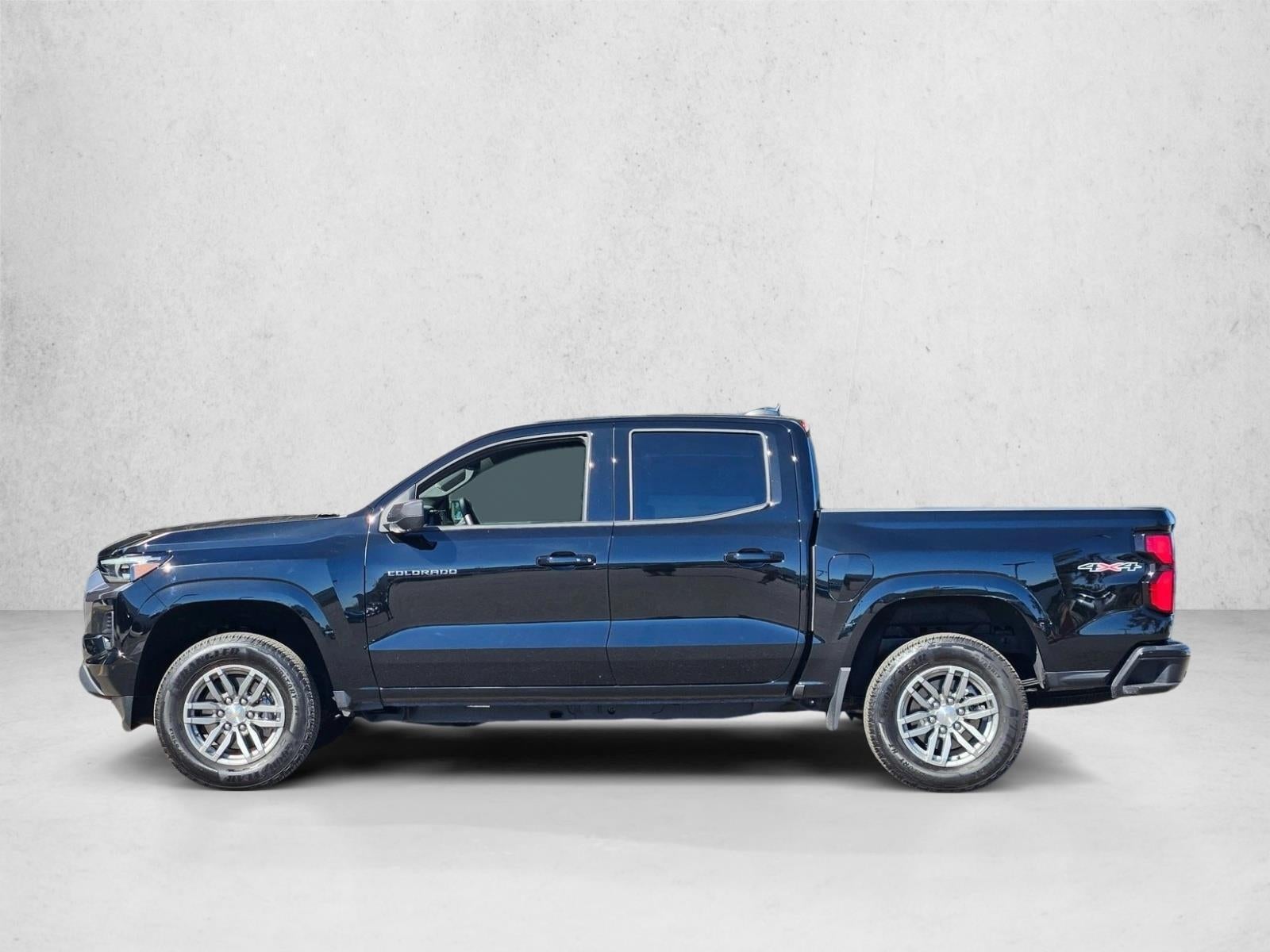 2025 Chevrolet Colorado WT/LT