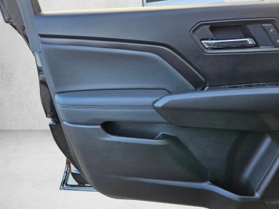 2025 Chevrolet Colorado WT/LT