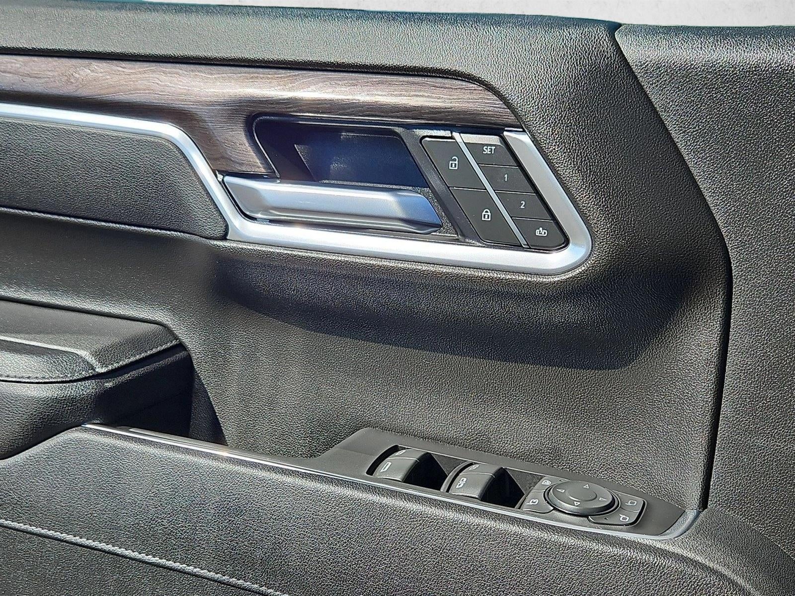 2022 Chevrolet Silverado 1500 LTZ - Photo 12