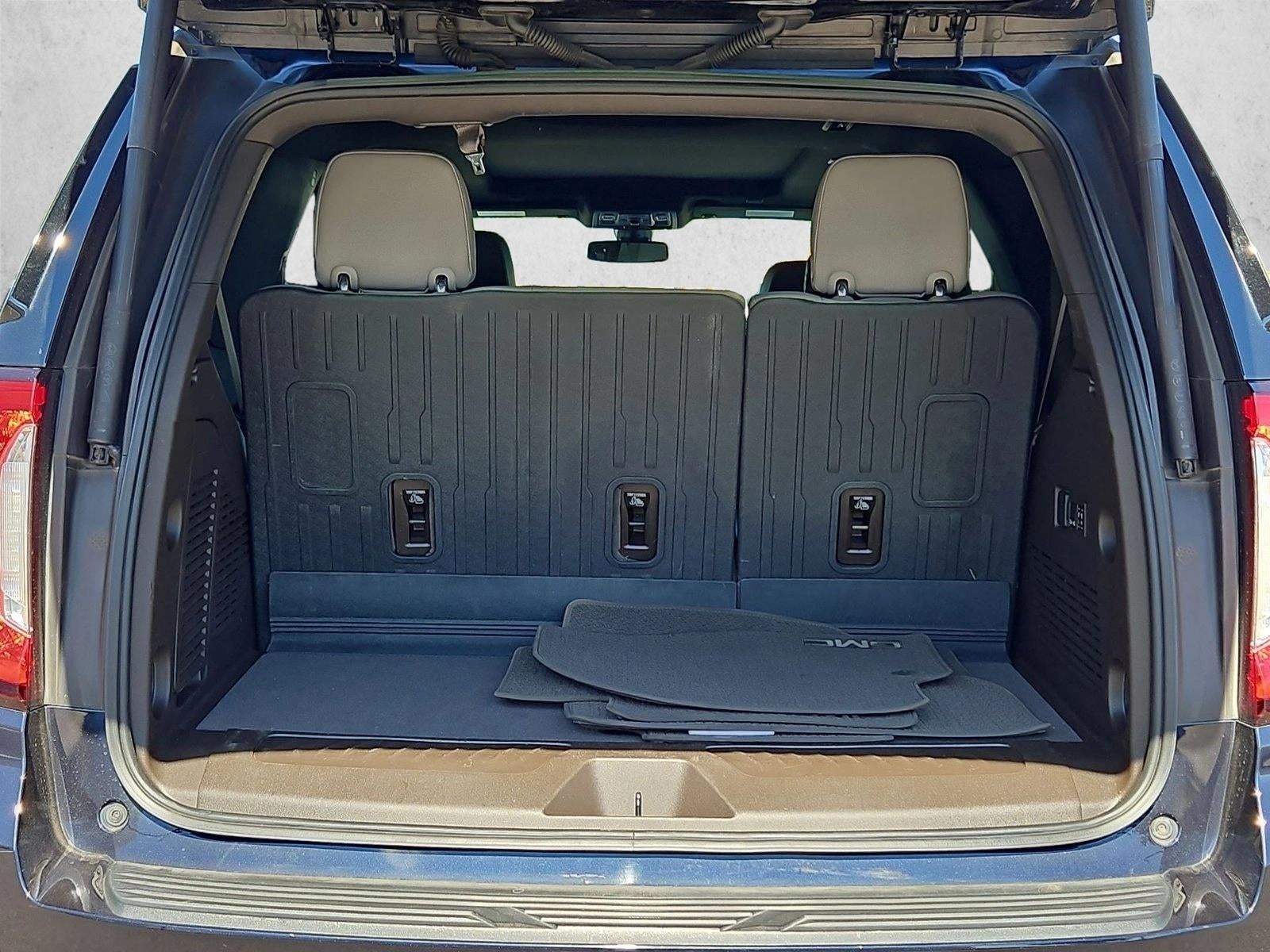 2022 GMC Yukon SLT - Photo 10