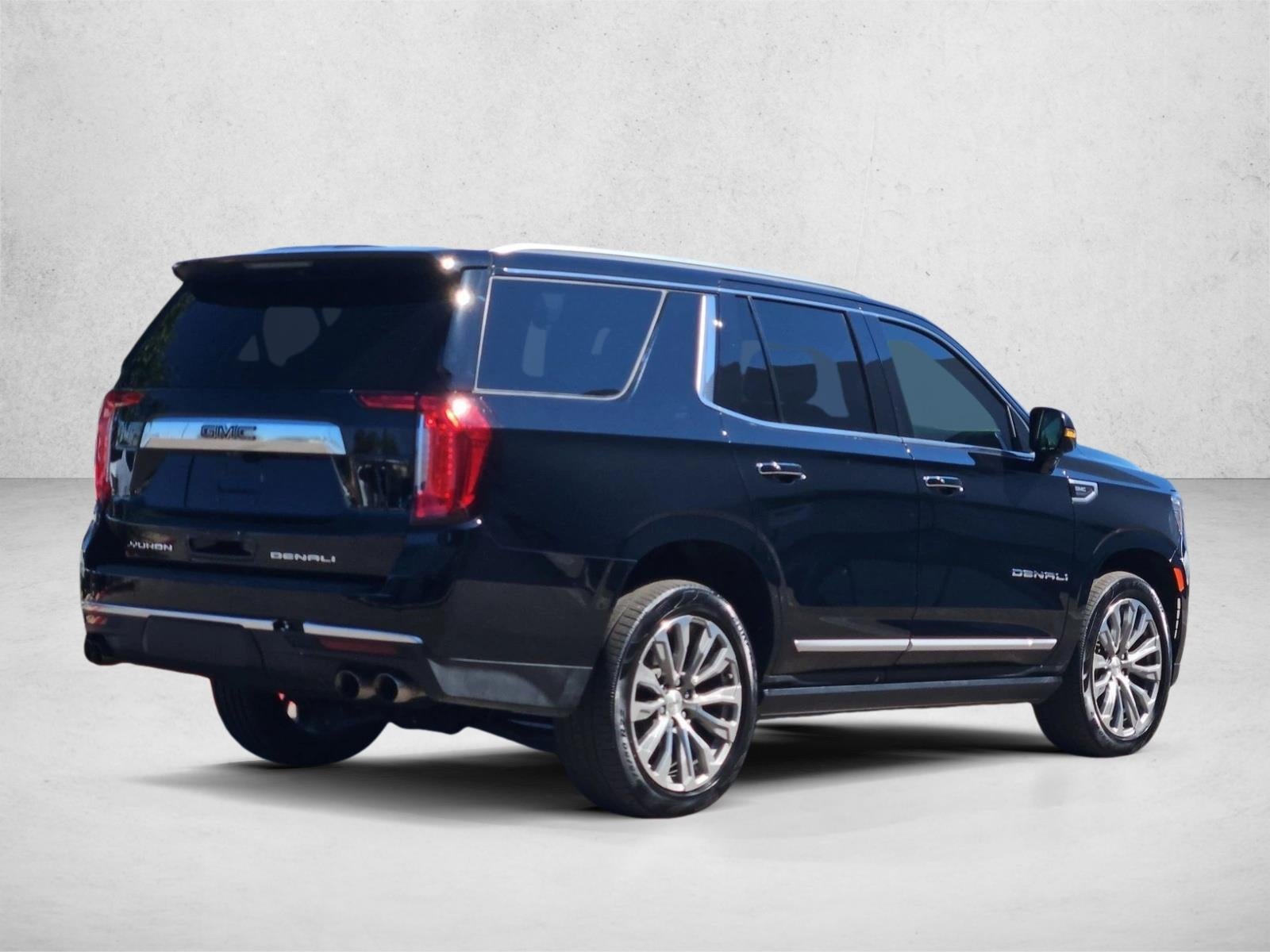 2021 GMC Yukon Denali - Photo 8