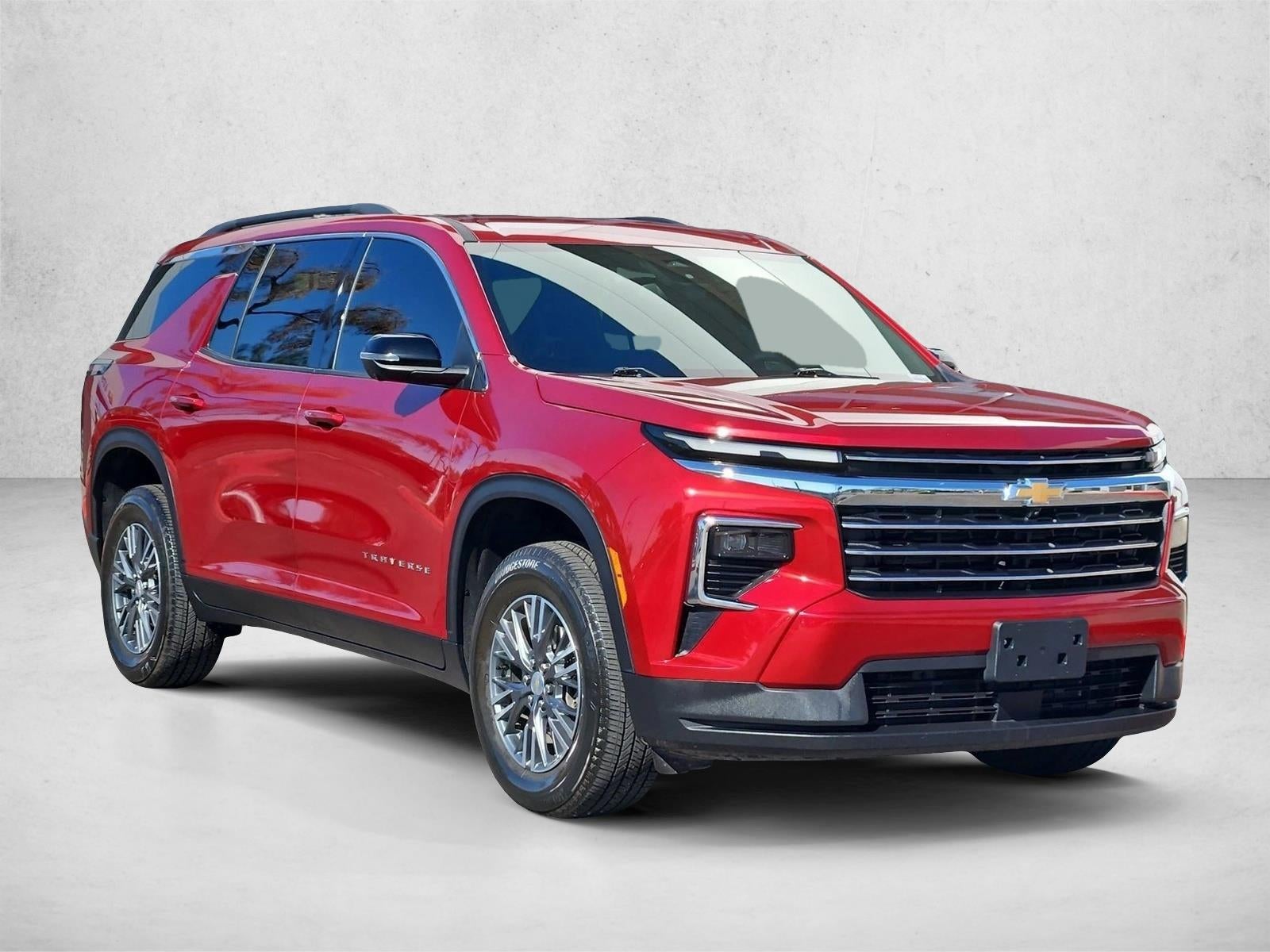 2024 Chevrolet Traverse LT