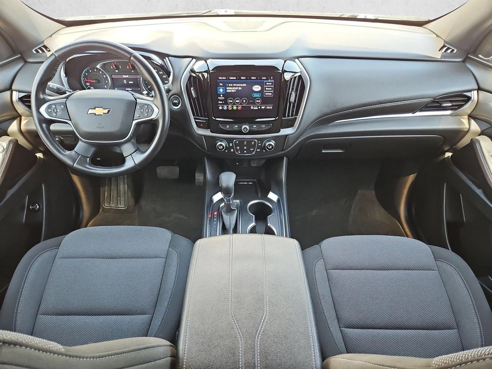 2022 Chevrolet Traverse LT Cloth