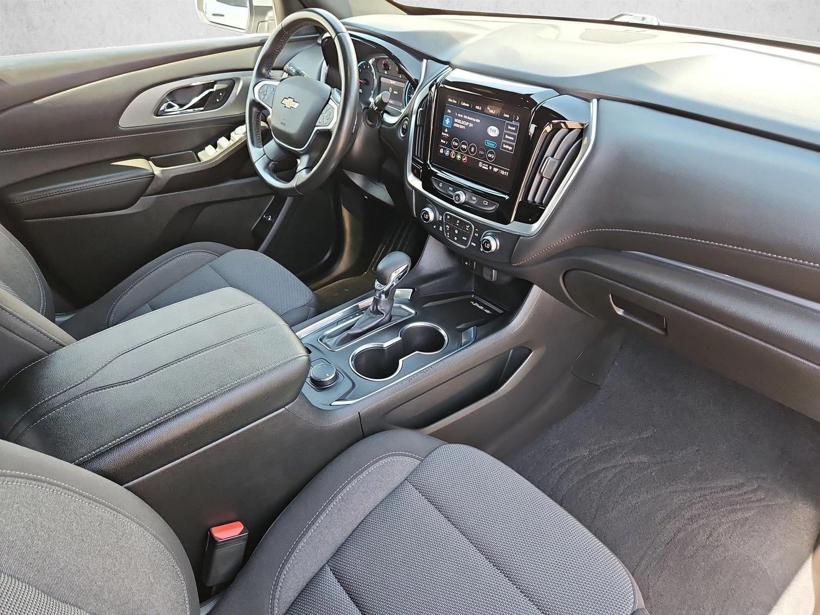 2022 Chevrolet Traverse LT Cloth
