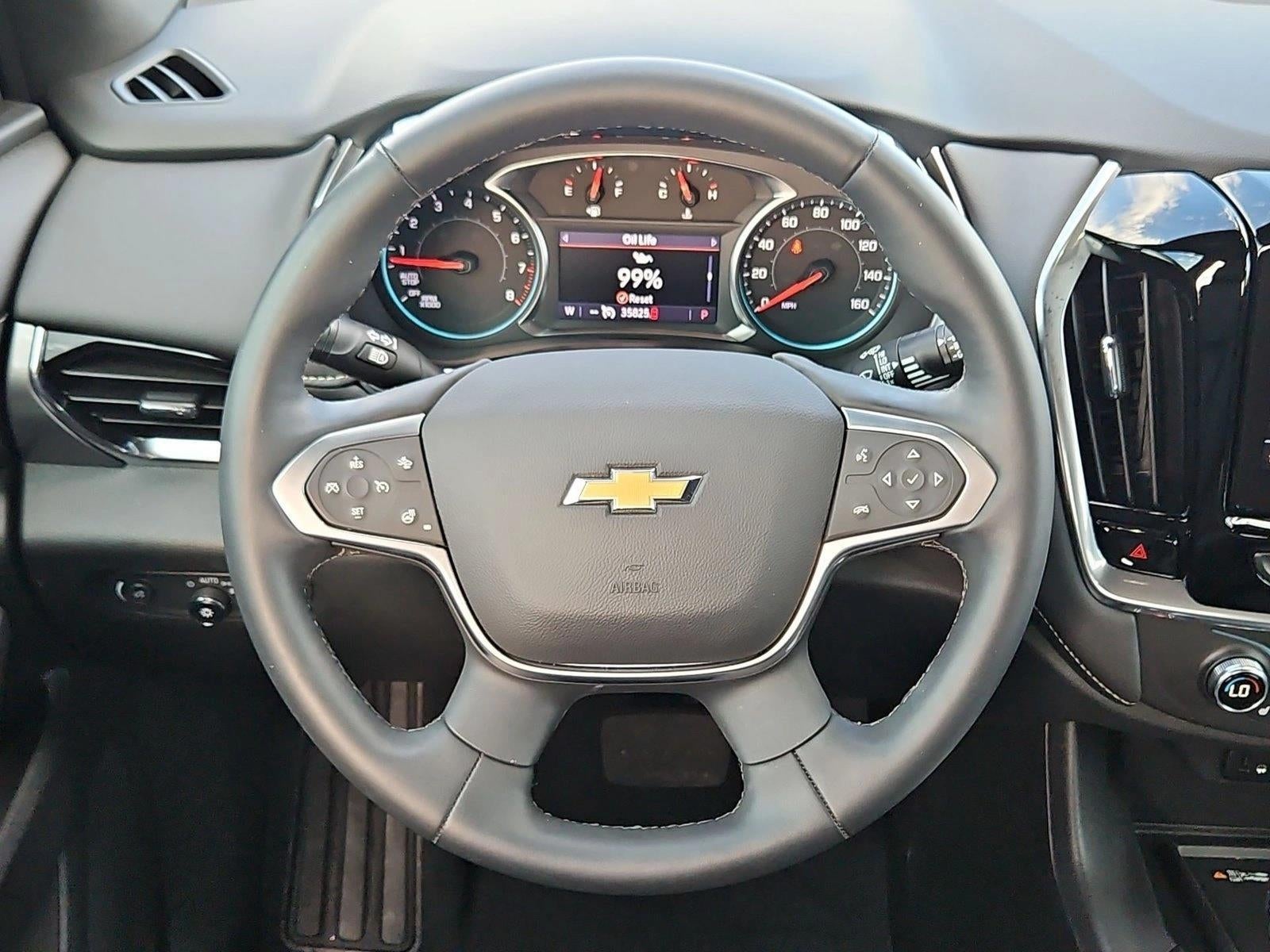 2023 Chevrolet Traverse LT Leather