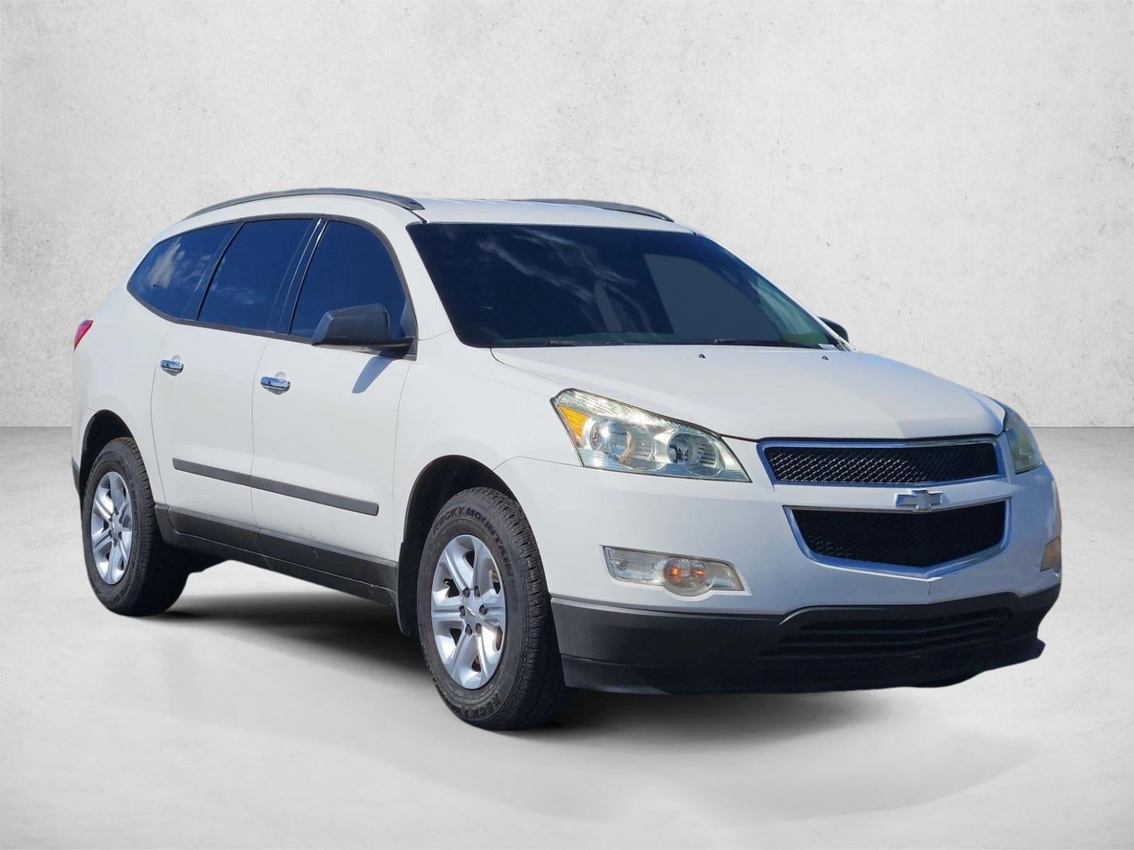 Used 2011 Chevrolet Traverse LS with VIN 1GNKREED2BJ376775 for sale in Peoria, AZ