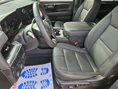 2025 Chevrolet Suburban RST