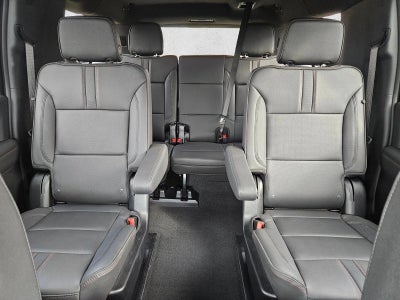 2025 Chevrolet Suburban RST