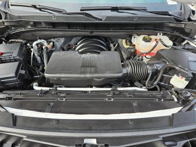 2025 Chevrolet Suburban RST