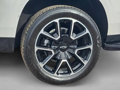 2025 Chevrolet Suburban RST