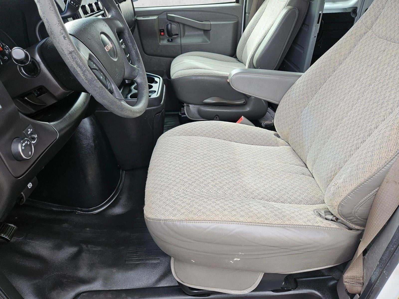 2017 GMC Savana Cargo 2500 Base