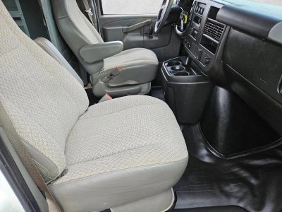 2017 GMC Savana Cargo 2500 Base